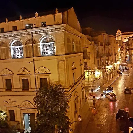 Sweet Home In The City Center Palermo Exterior photo