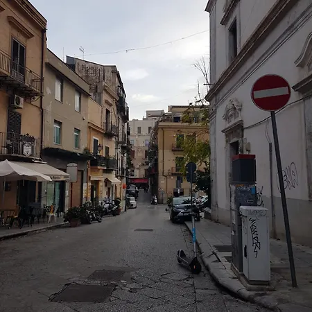 Sweet Home In The City Center Palermo Exterior photo