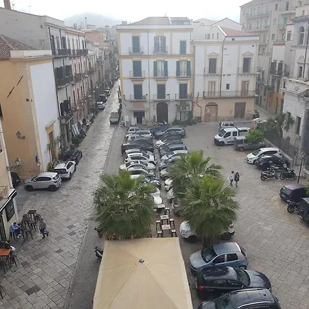 Sweet Home In The City Center Palermo Exterior photo